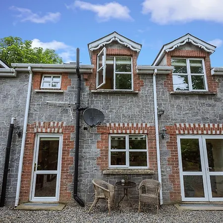 Bed and Breakfast Rose Swords