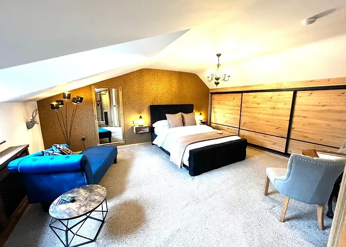 Couette-café Rose 3*