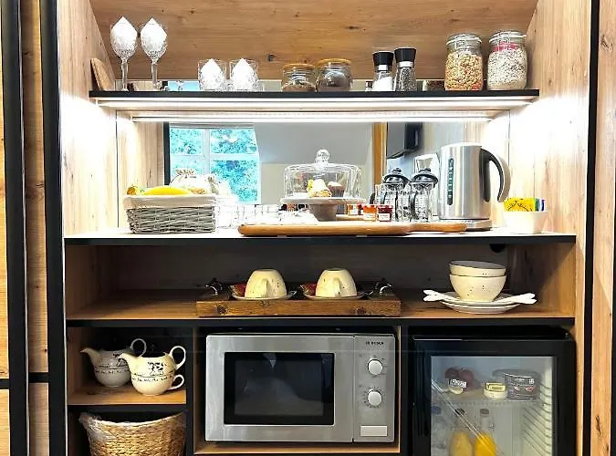 Couette-café Rose Swords